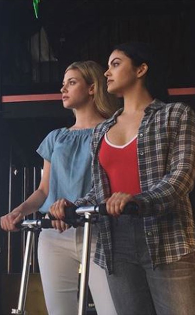 Riverdale, Lili Reinhart, Camila Mendes, Cast